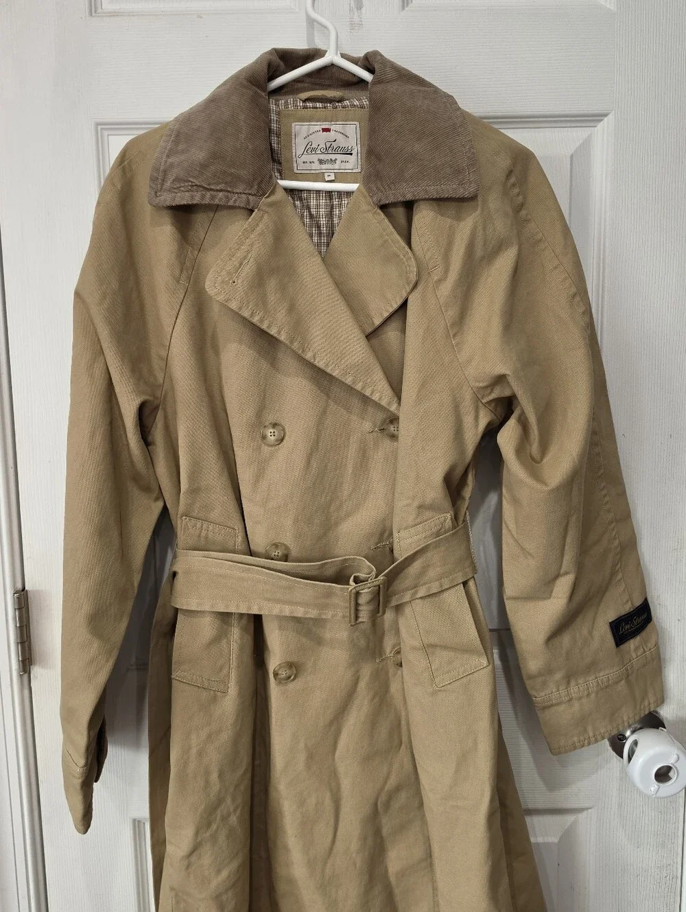 Levi Strauss & Co. Bree Classic Long Trench Coat Size Medium NWT